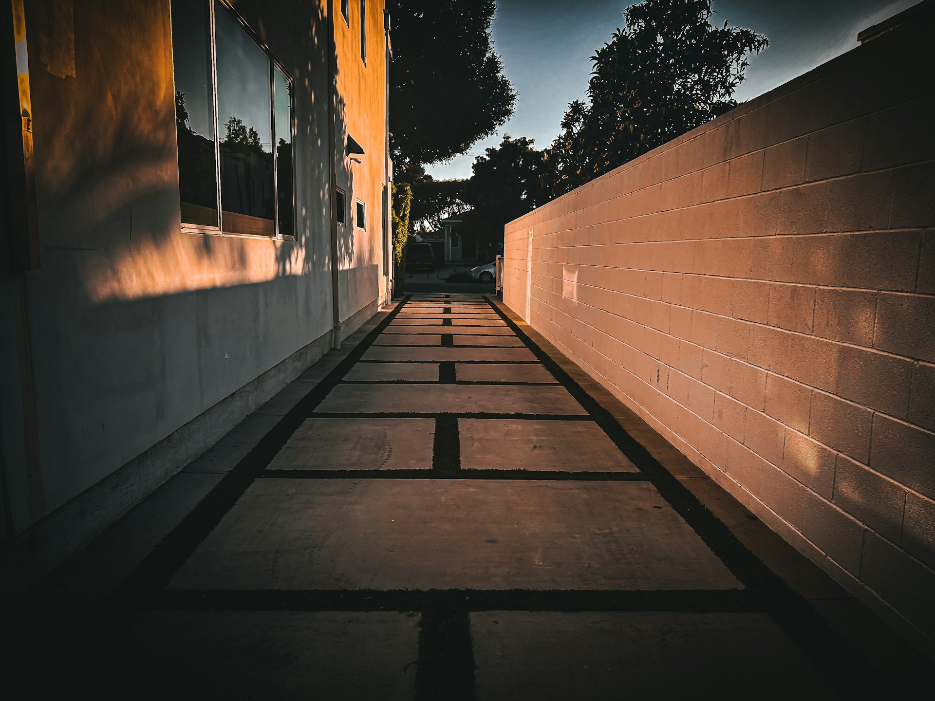 Walkway concrete installation in Minneapolis